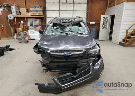 2017 Subaru Forester 2.5I Limited из США, поврежденный, VIN JF2SJARC0HH441148